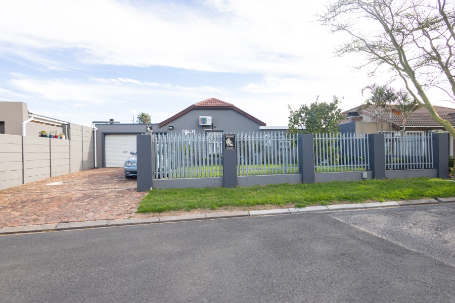 2 Bedroom Property for Sale in Bonnie Brae Western Cape